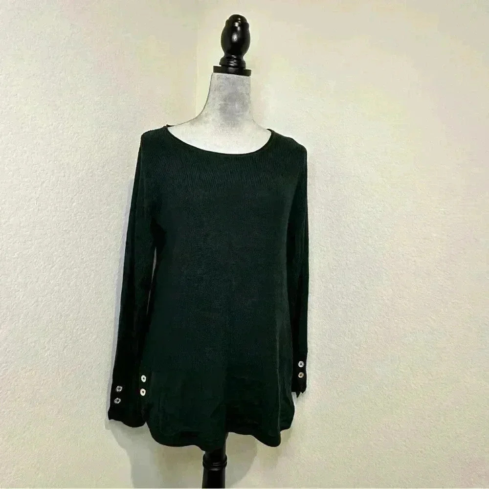 CALVIN KLEIN Solid Green Casual Crew Neck Sweater Button Decor Size Medium